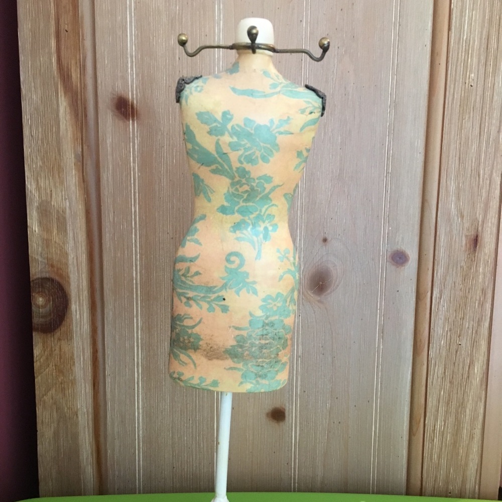 Jewelry Stand